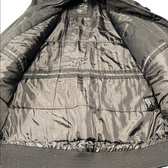 NOIZE weather proof ski jacket, Woman Size L - Picture 3 of 11